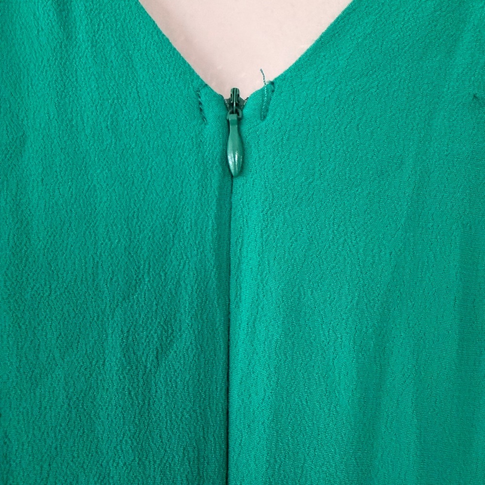 superdown Green Karen Wrap Romper Women’s Size Small - Picture 14 of 15